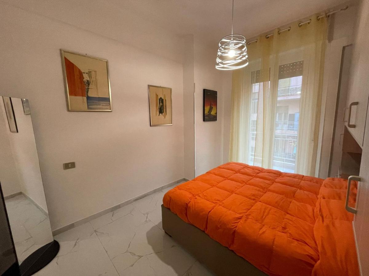 Wh - Dolce Vita - Bilocale - 5 Minuti Dal Centro - Parcheggio Gratuito - Wifi Sanremo Luaran gambar